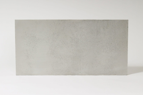 beton architektoniczny ultralekki jasny popiel średnioporowaty.jpg