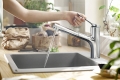 hansgrohe Zesis M 33 bateria kuchenna z wyciąganą wylewką oraz 2 strumieniami chrom połysk 74810000