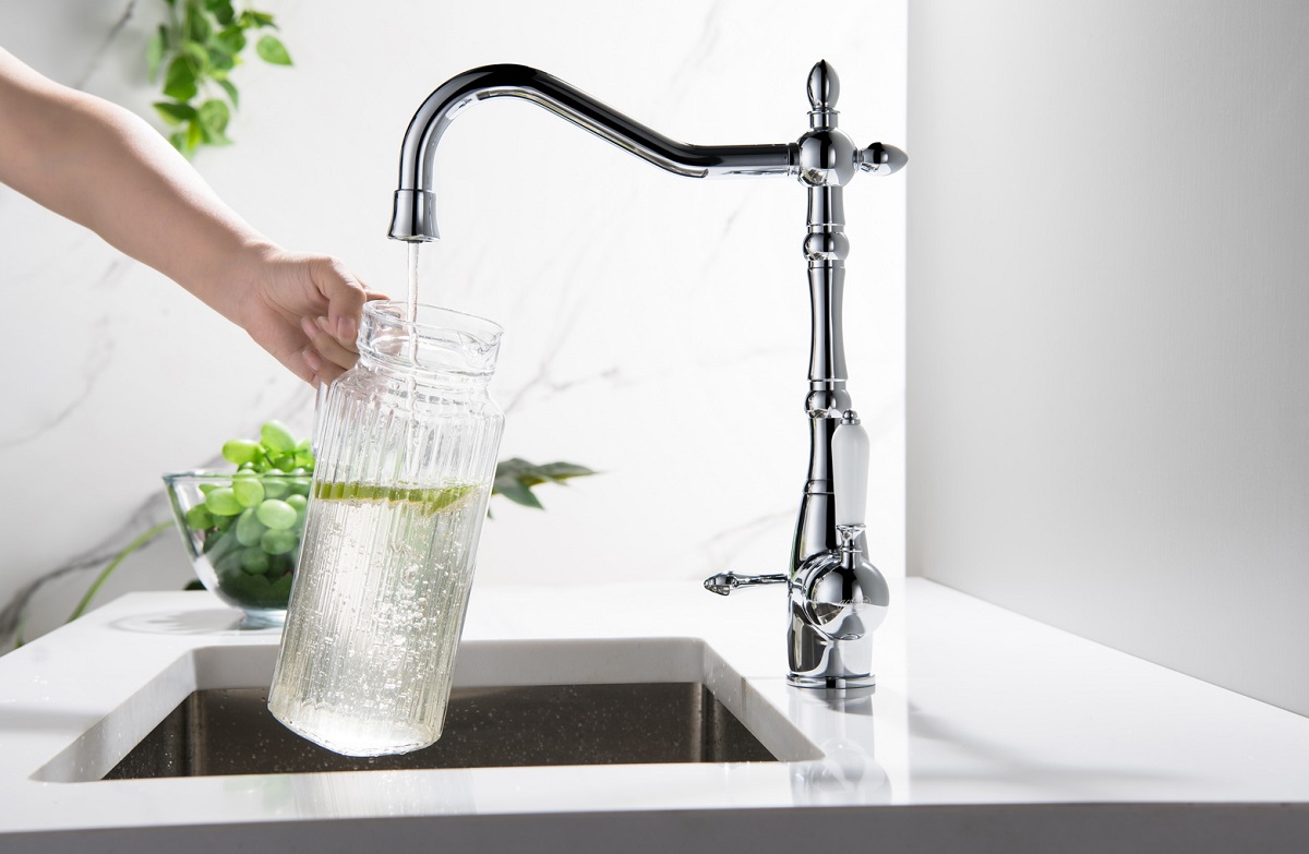SAXO chrom bateria kuchenna z podłączeniem do wody filtrowanej oraz wyciąganą wylewką Blue Water