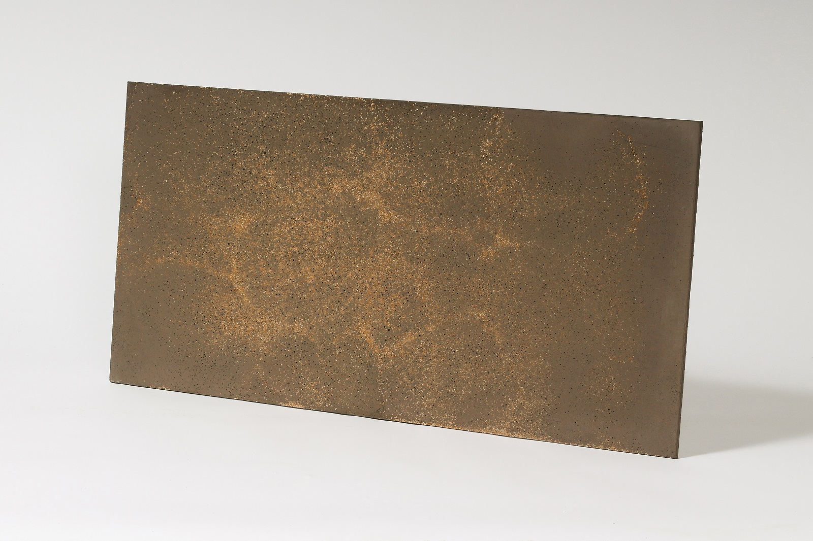 płyta betonowa ultra lekka 100x50x1 cm średnioporowata Brąz z kruszywem Gold - beton architektoniczny