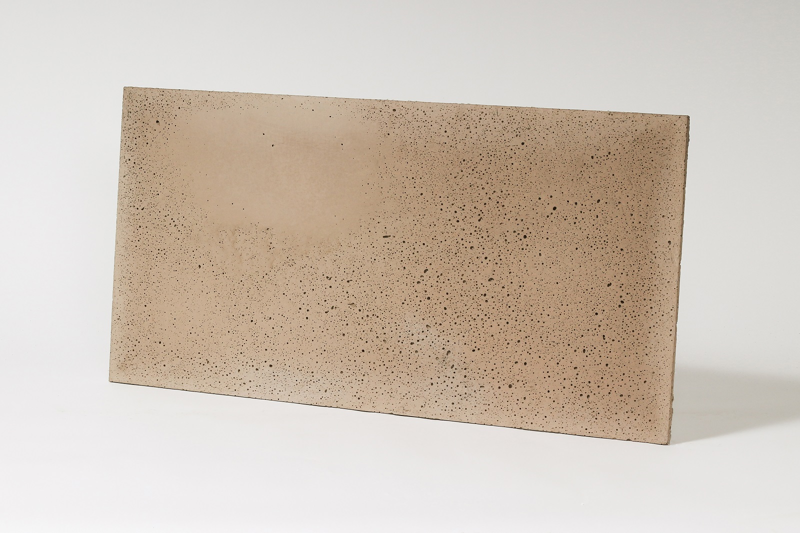 Płyta betonowa ultra lekka 100x50x1 cm porowata kolor Cappuccino beton architektoniczny