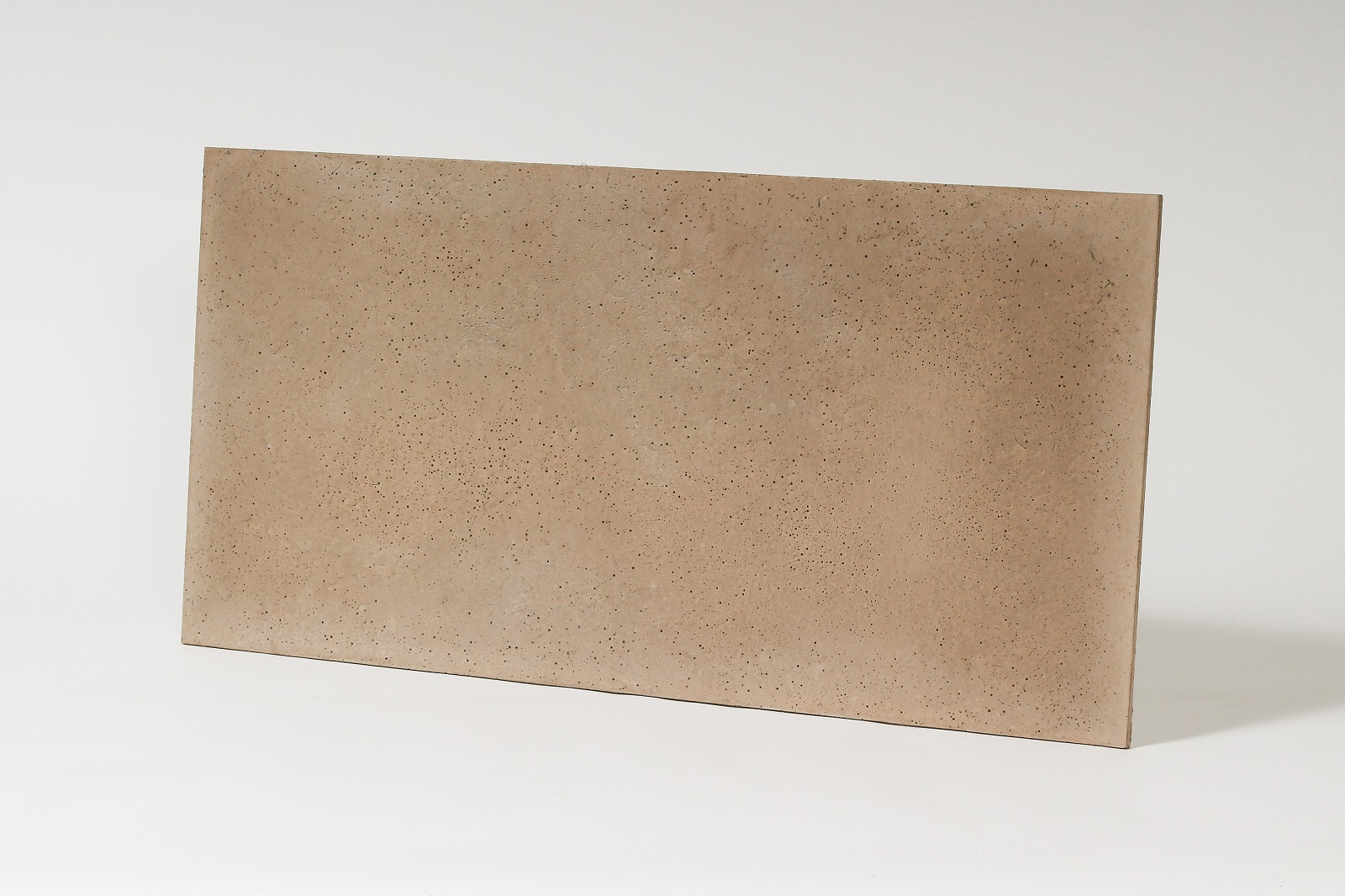 Płyta betonowa ultra lekka 100x50x1 cm średnioporowata kolor Cappuccino beton architektoniczny