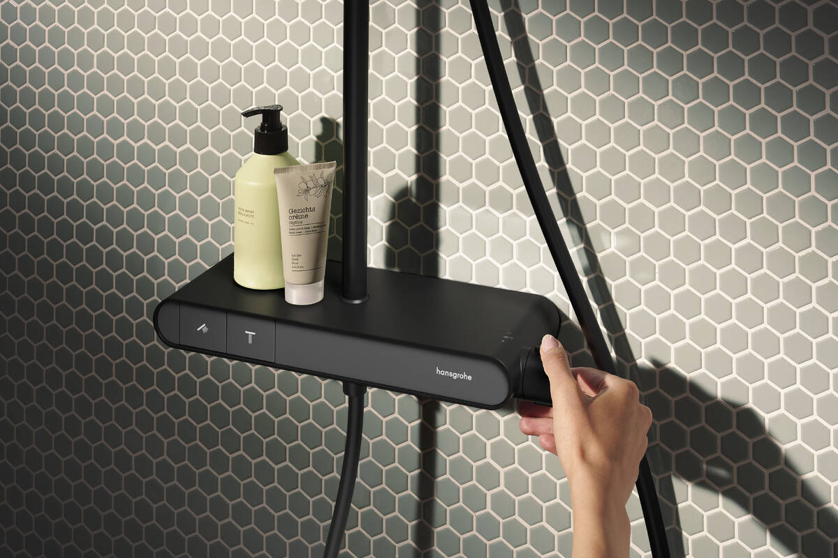 hansgrohe Activera S Komplet prysznicowy 240 1jet EcoSmart z termostatem ShowerTablet Select 360 Varia 28638670 Czarny Mat